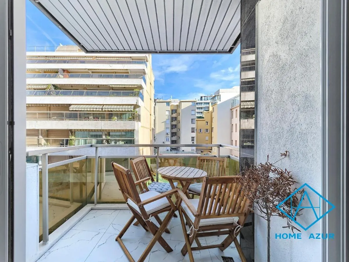 Royal Lux Spacious Seaside Pool Nice Apartment